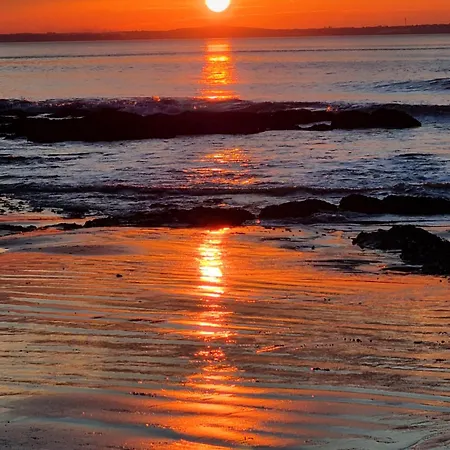 Les Rochers De Vallieres, De 35 M2 Avec 1 Chambre, Terrasses, Jardin 140 M2, Vue Panoramique Face A L'ocean ! * 圣乔治德蒂